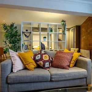 Cocoa Loft Apartment York